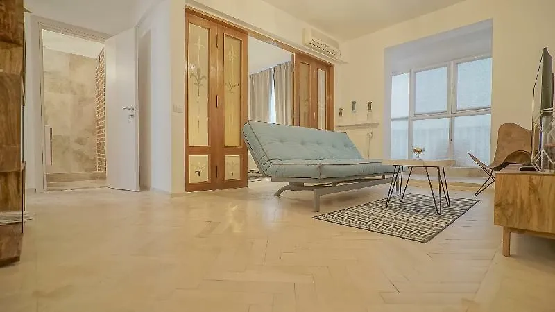 Cn2I Luxury Accommodation Victoriei Bucharest Apartment